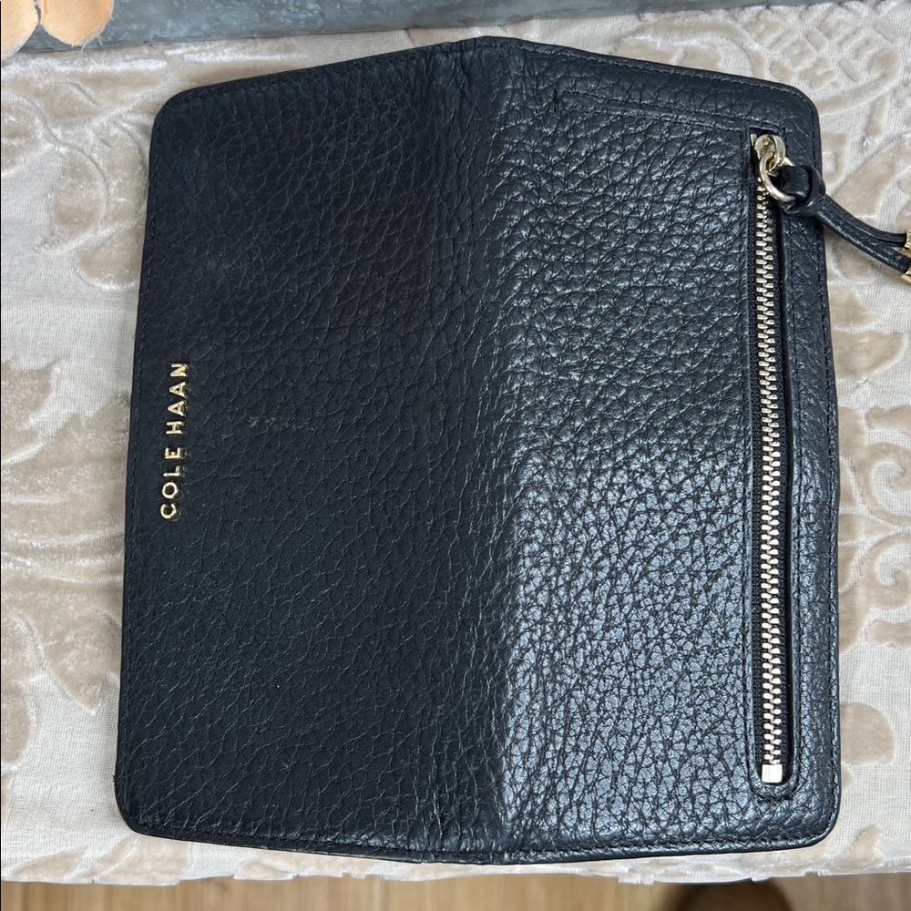 Cole Haan Black Leather Zip Wallet with Gold Logo - Picture 4 of 5